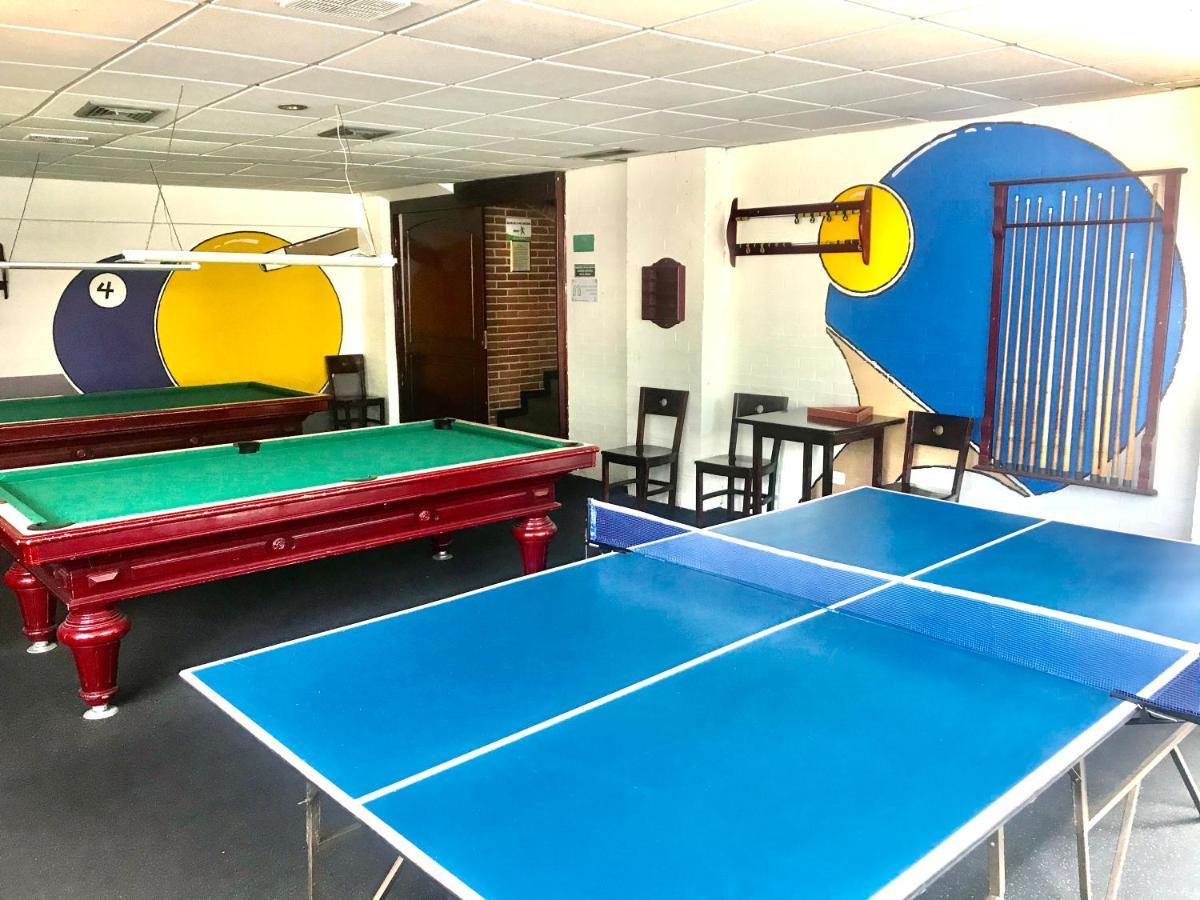 Casa Morales Hotel Internacional Y Centro De Convenciones Ибаге Экстерьер фото The Games Room