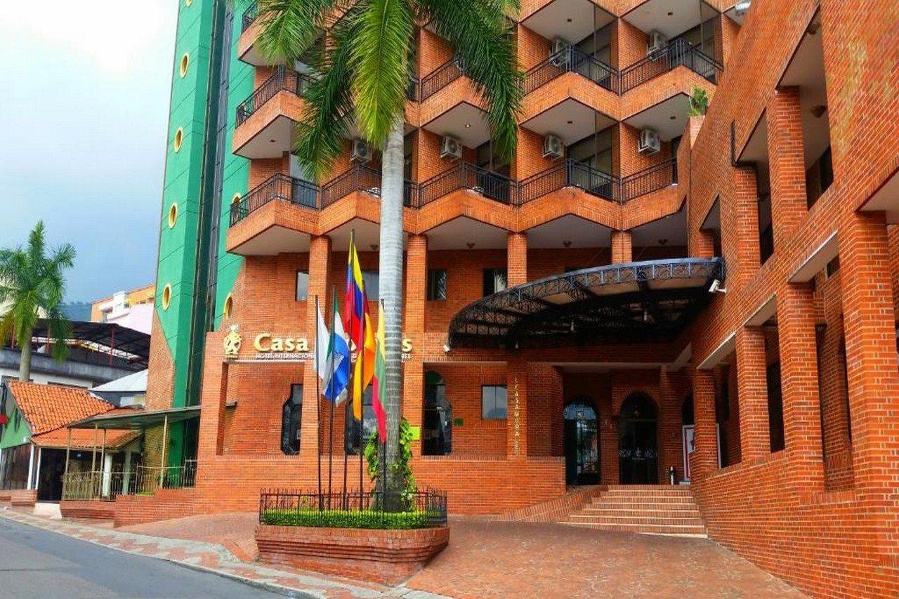 Casa Morales Hotel Internacional Y Centro De Convenciones Ибаге Экстерьер фото