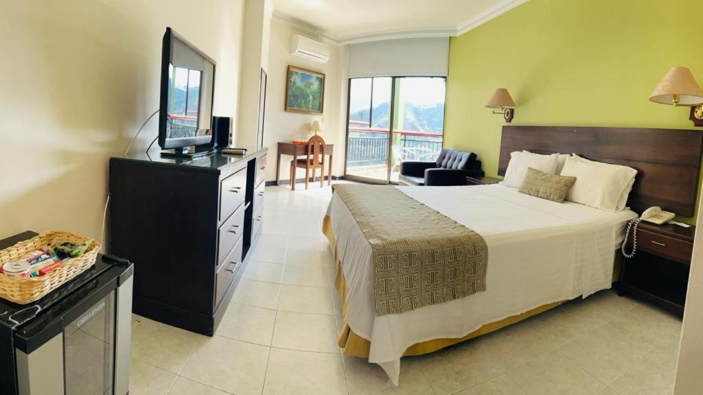 Casa Morales Hotel Internacional Y Centro De Convenciones Ибаге Экстерьер фото